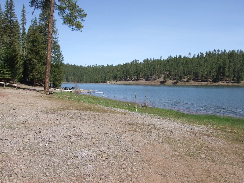 Photo of Earl Park Lake